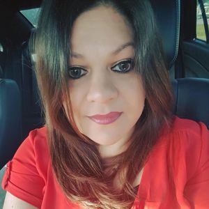 Meet your Posher, Nelida